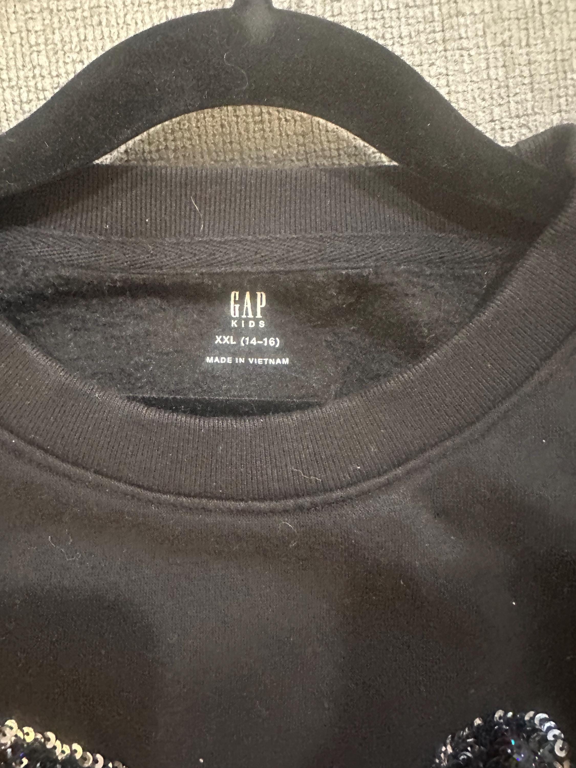 Mash up flannel sweat with sequence