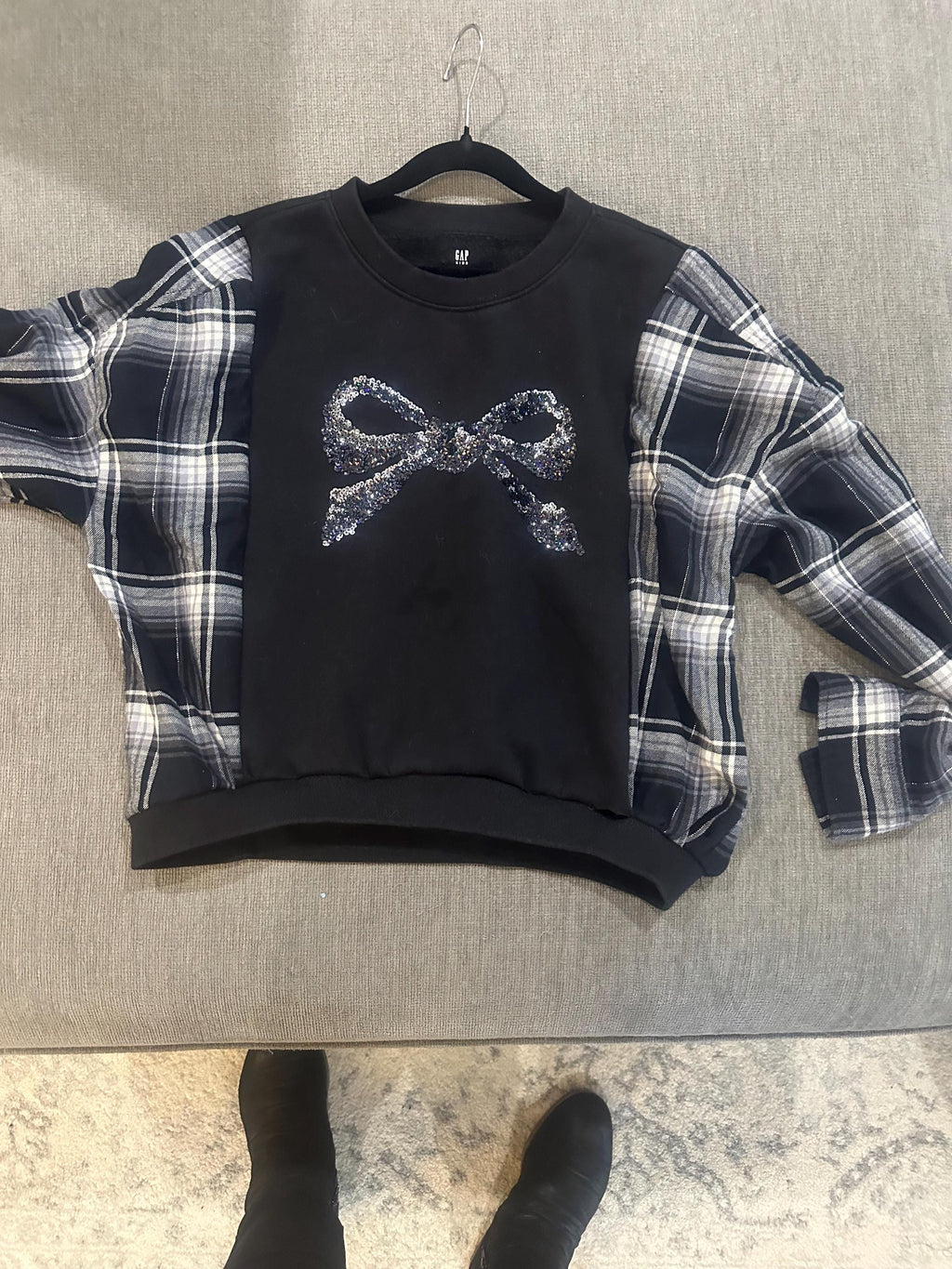 Mash up flannel sweat with sequence