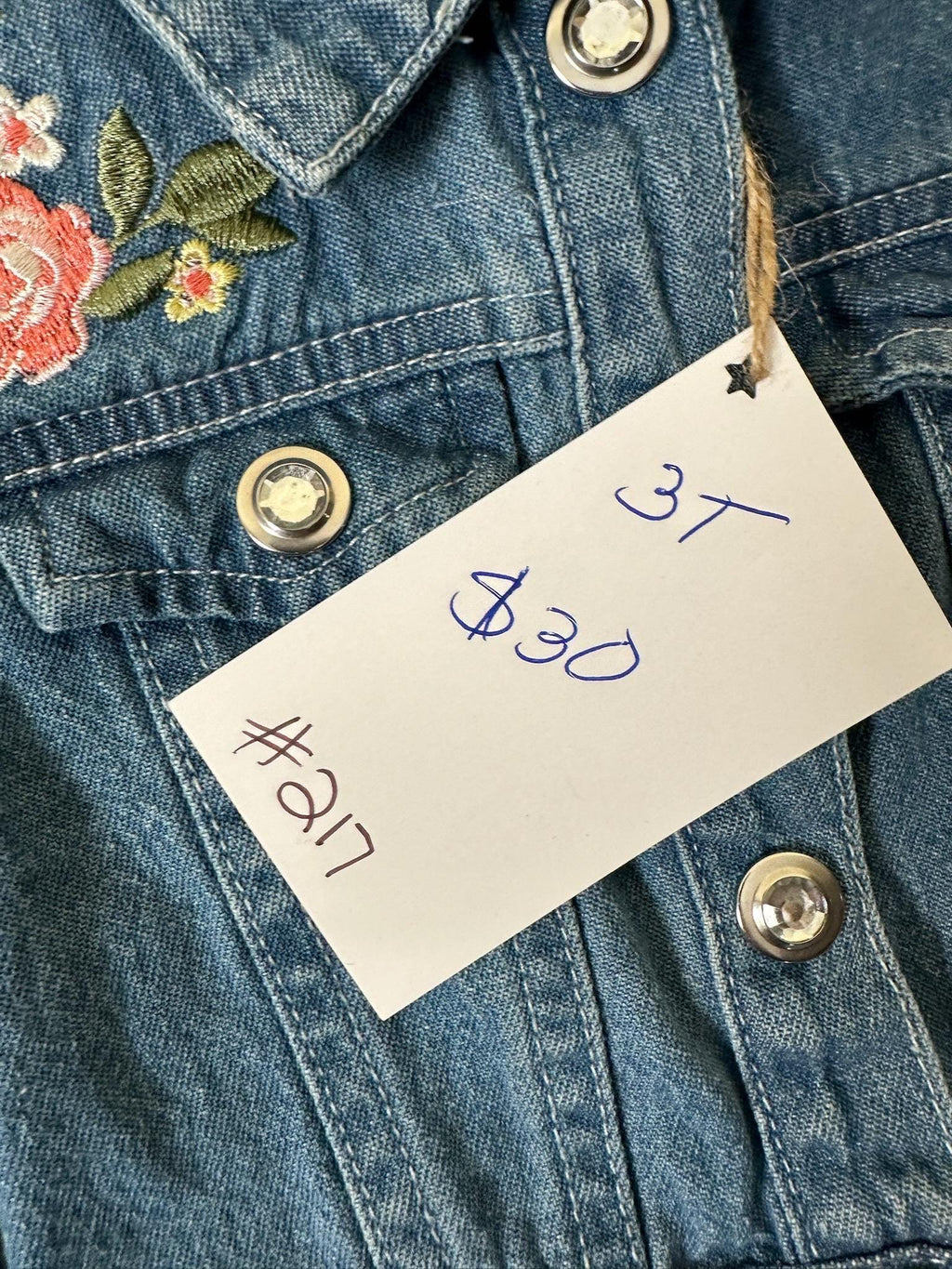 Girls Denim Jacket 3T – Embroidered Floral, Kitty Back Design